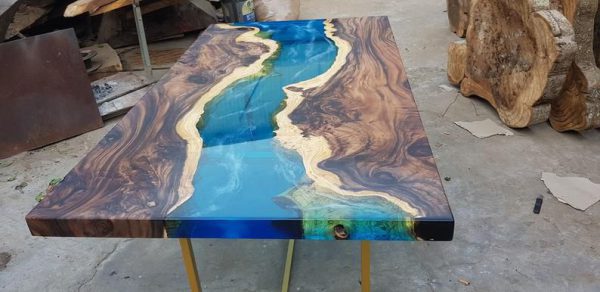 bàn gỗ epoxy chất lượng