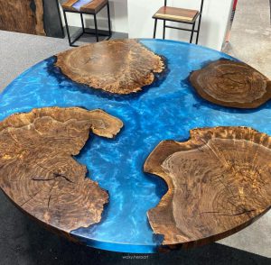 bàn gỗ me tây đổ keo epoxy